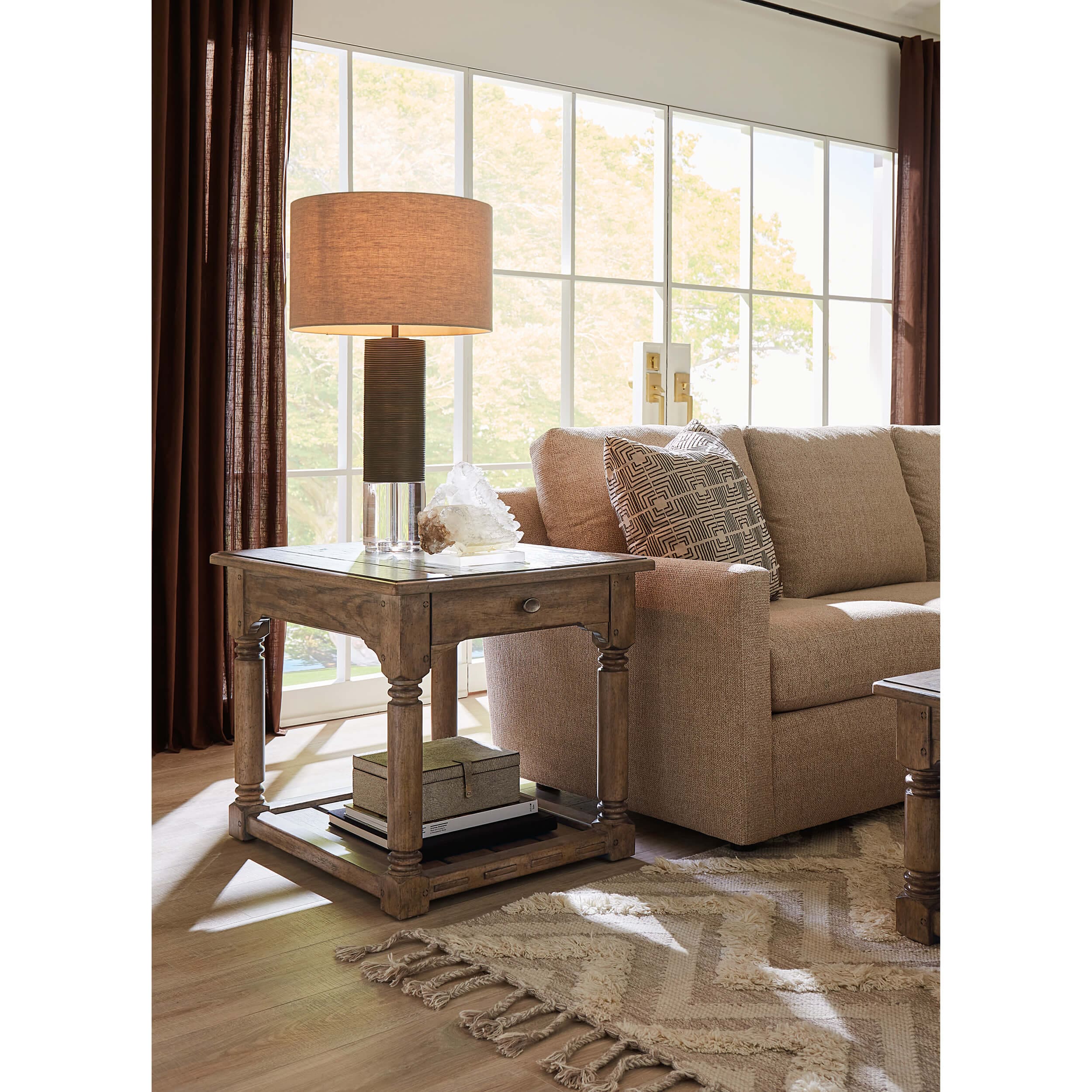 Americana End Table - Image 4