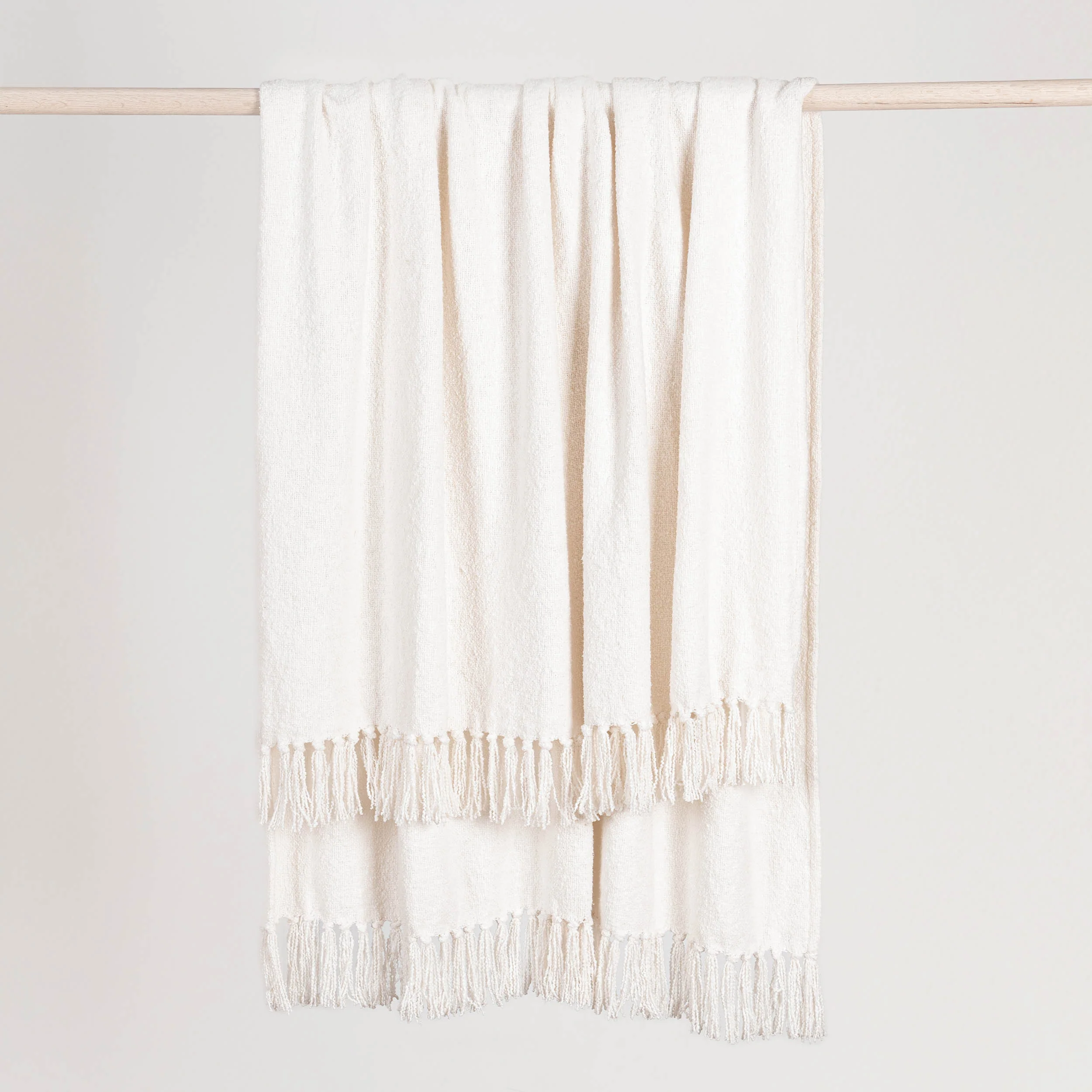 Aria Throw, Ivory
