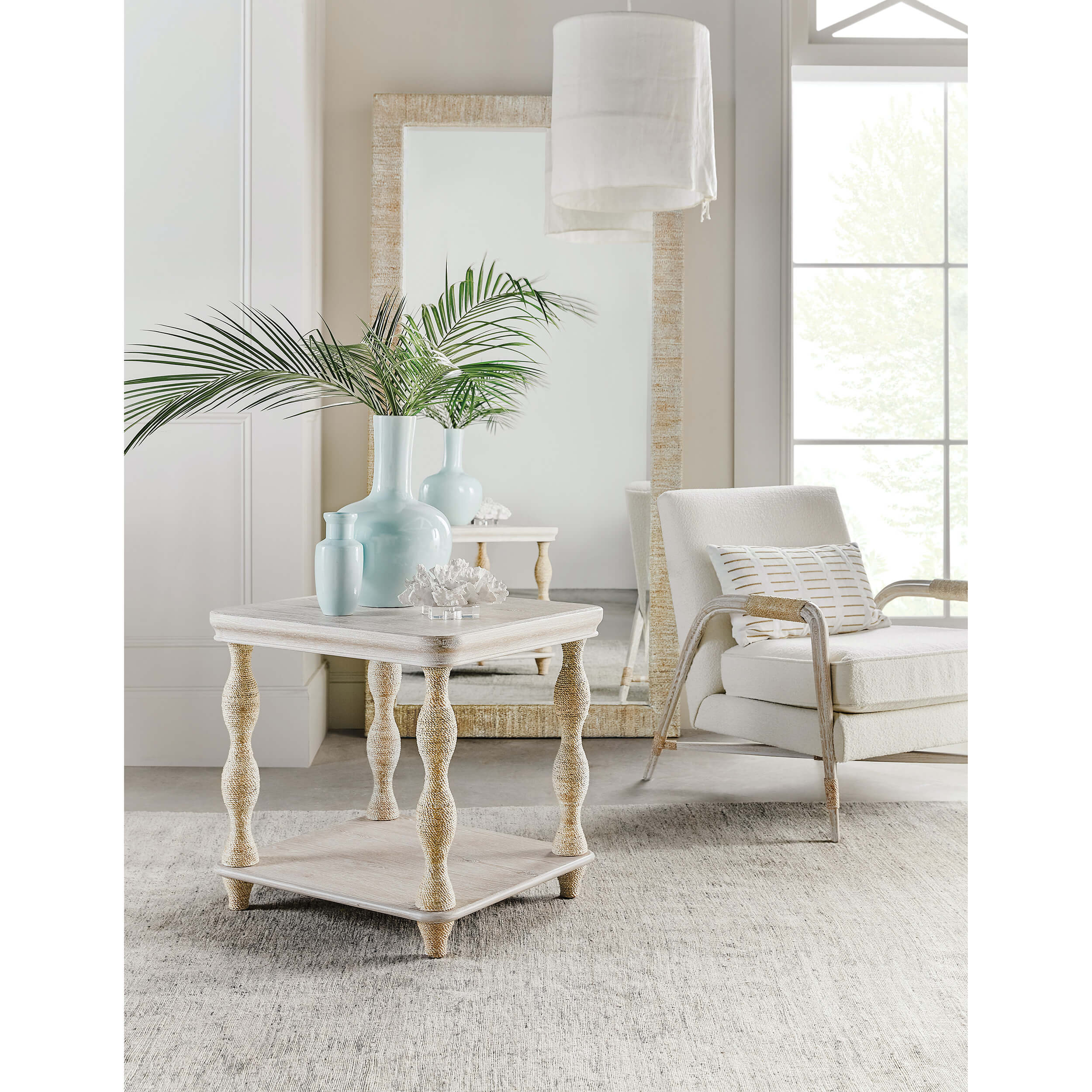 Bahari Lamp Table - Image 4