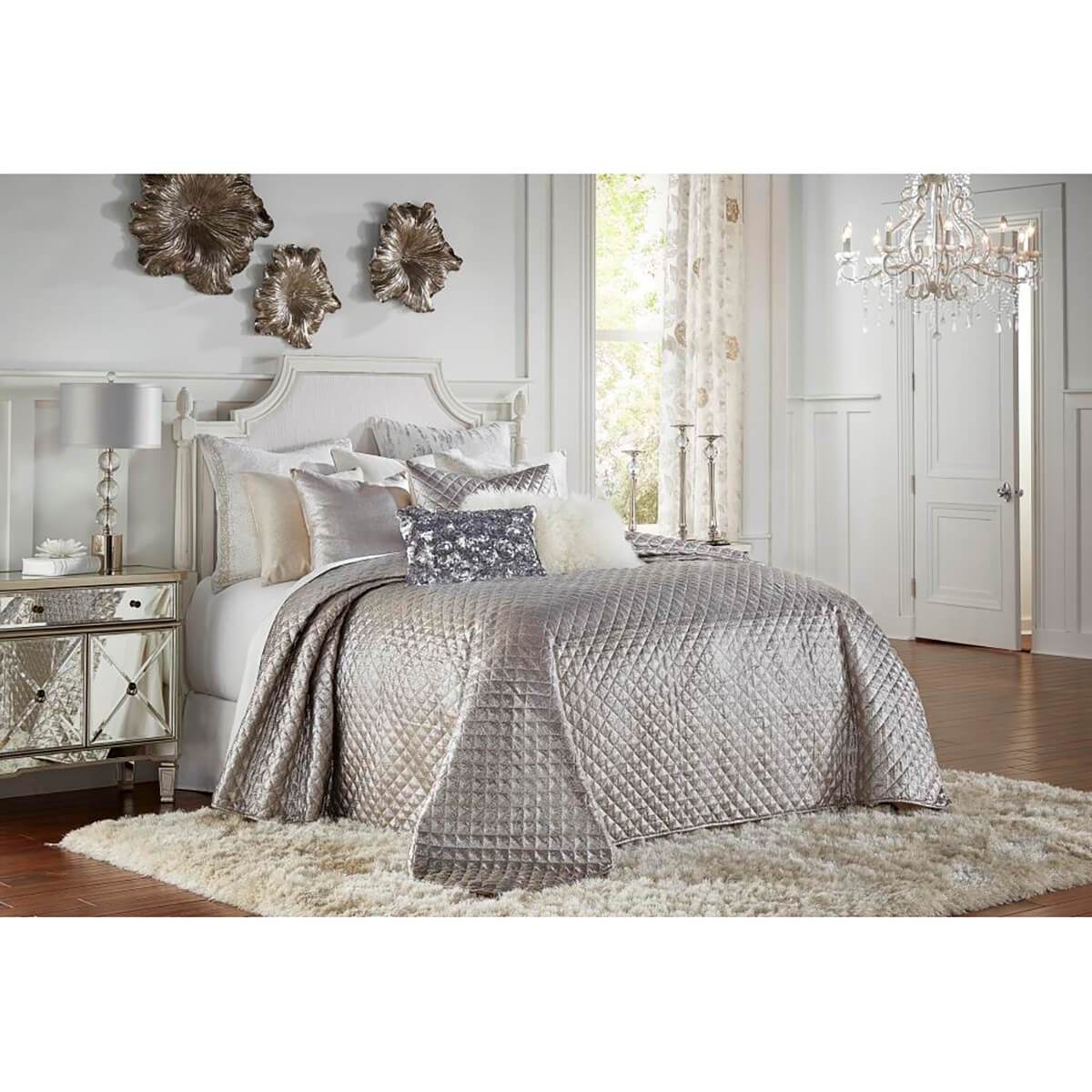 Aura Quilt Set, Metallic Silver
