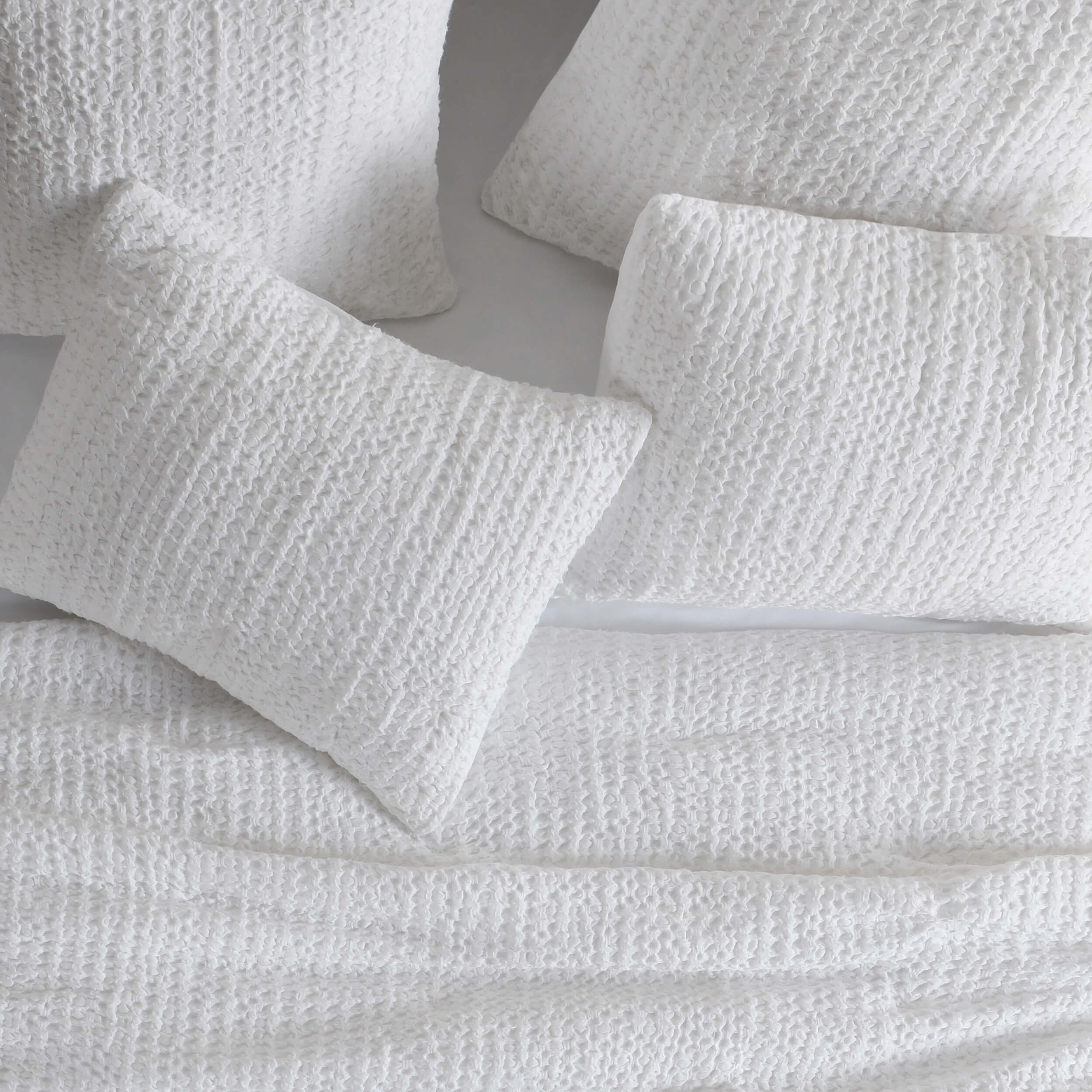 Colmar Bedding, White - Image 3