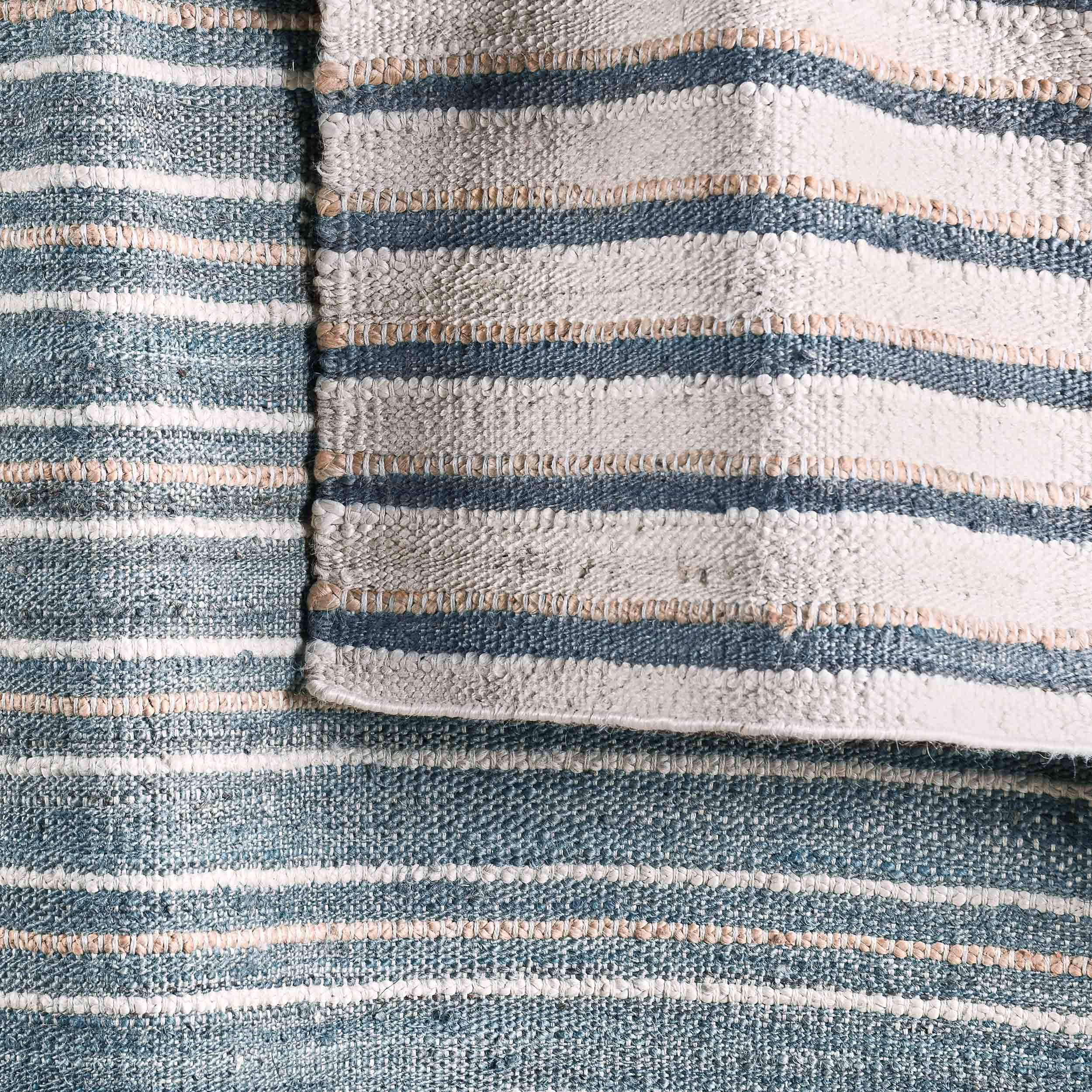 Del Mar Rug, Ivory/Aqua - Image 4