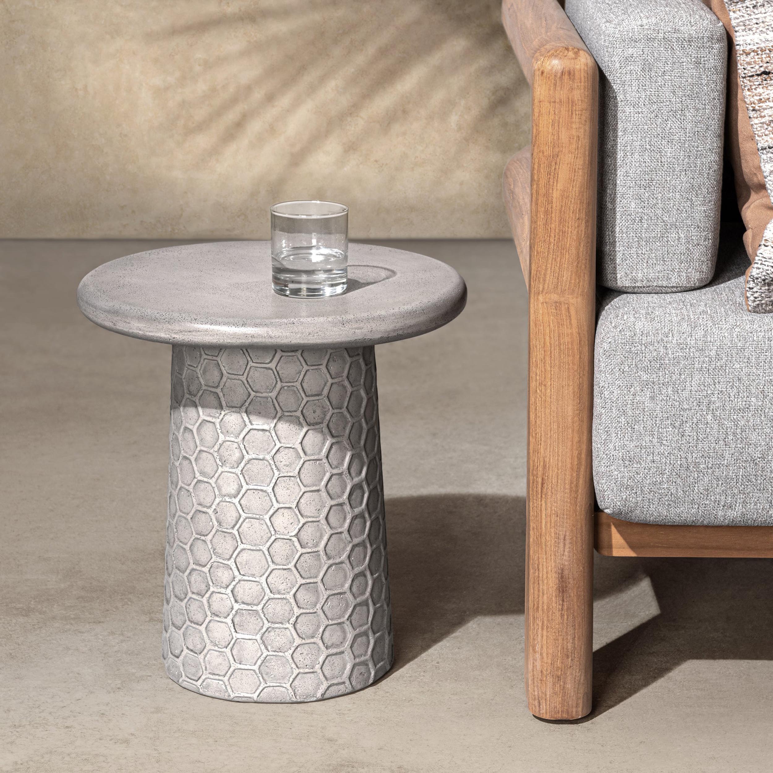 Delaine 17" Outdoor Accent Table, Light Gray - Image 5