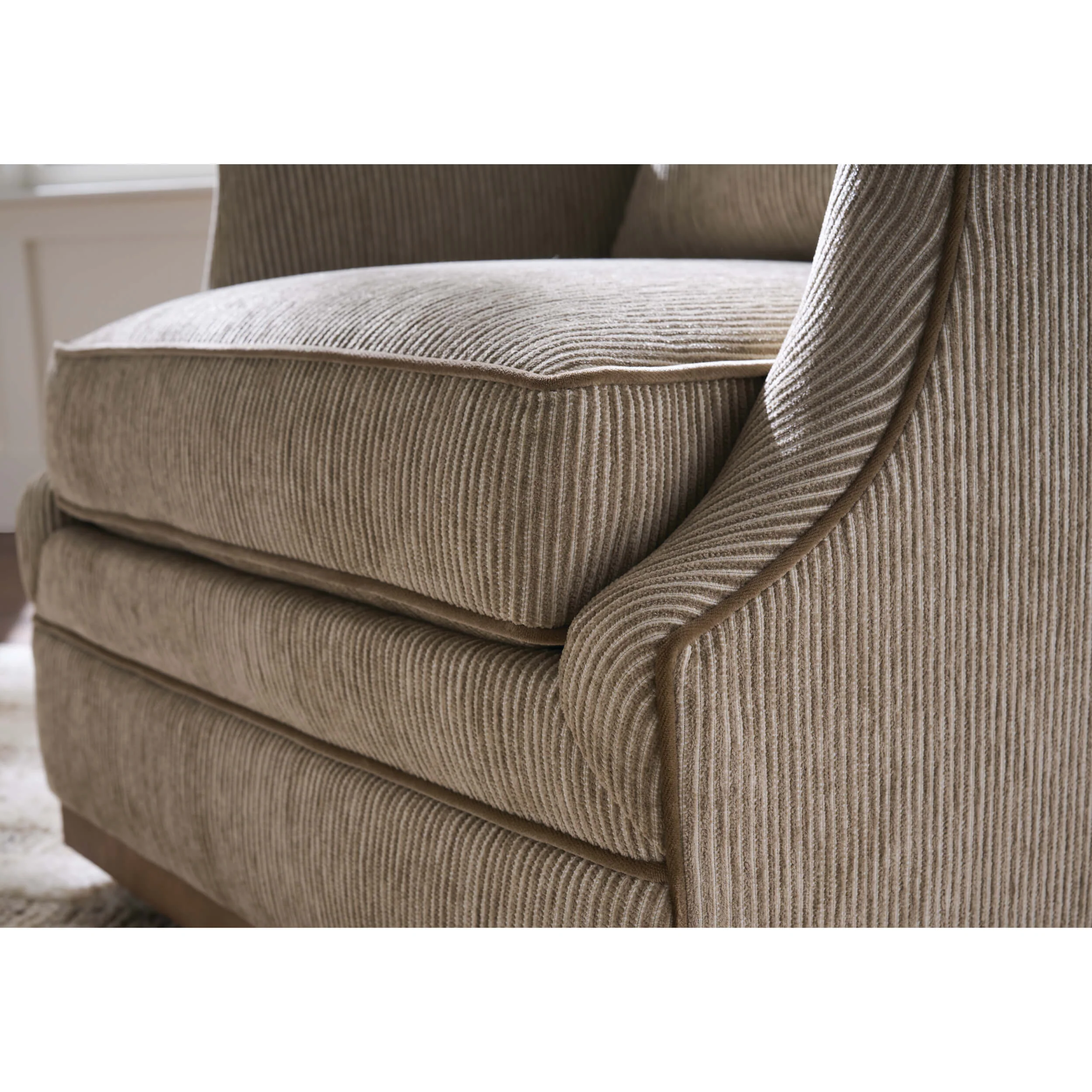 Emmerson QS Swivel Chair, RV107-28 - Image 4