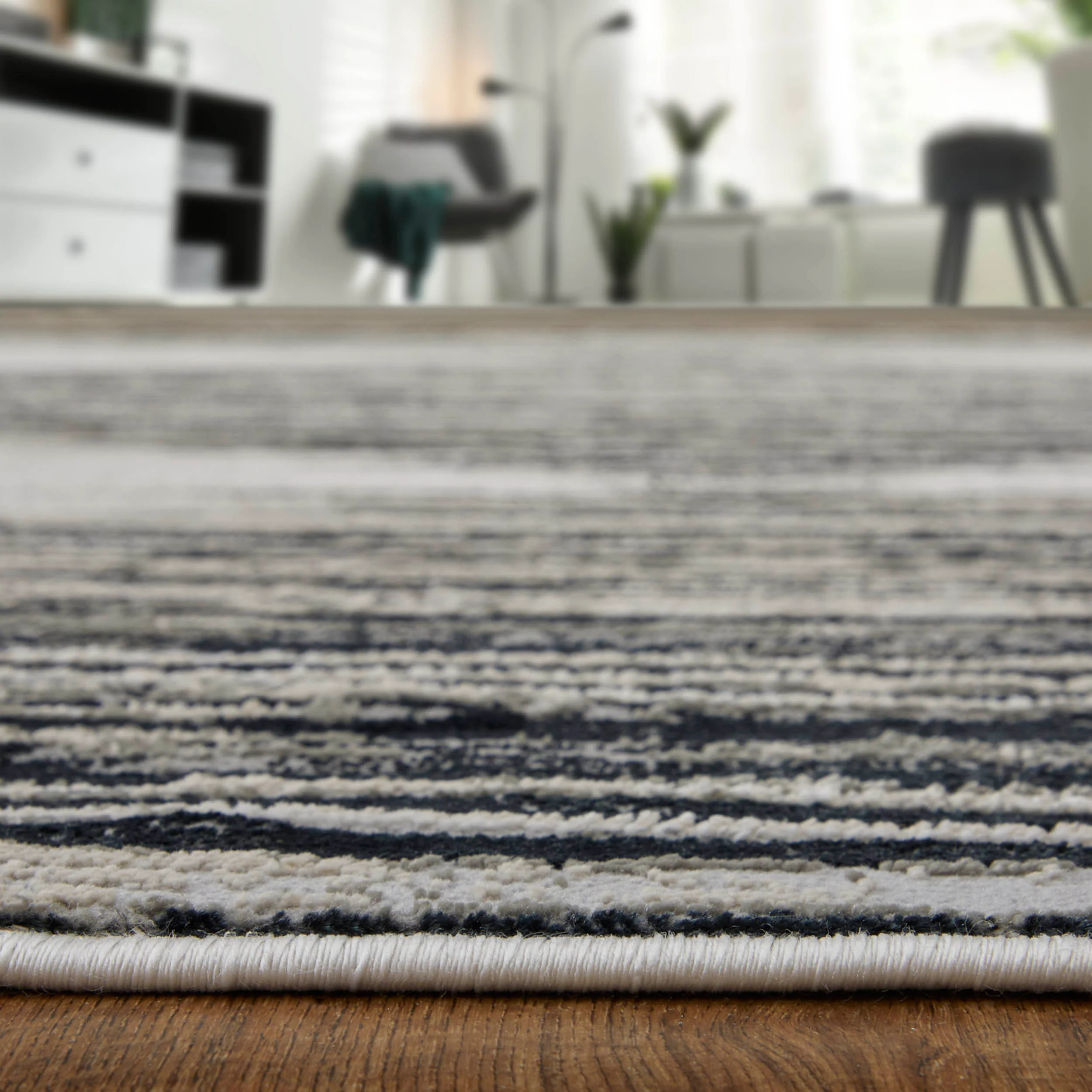 Feizy Rug Micah 39LRF, Black/Silver - Image 4