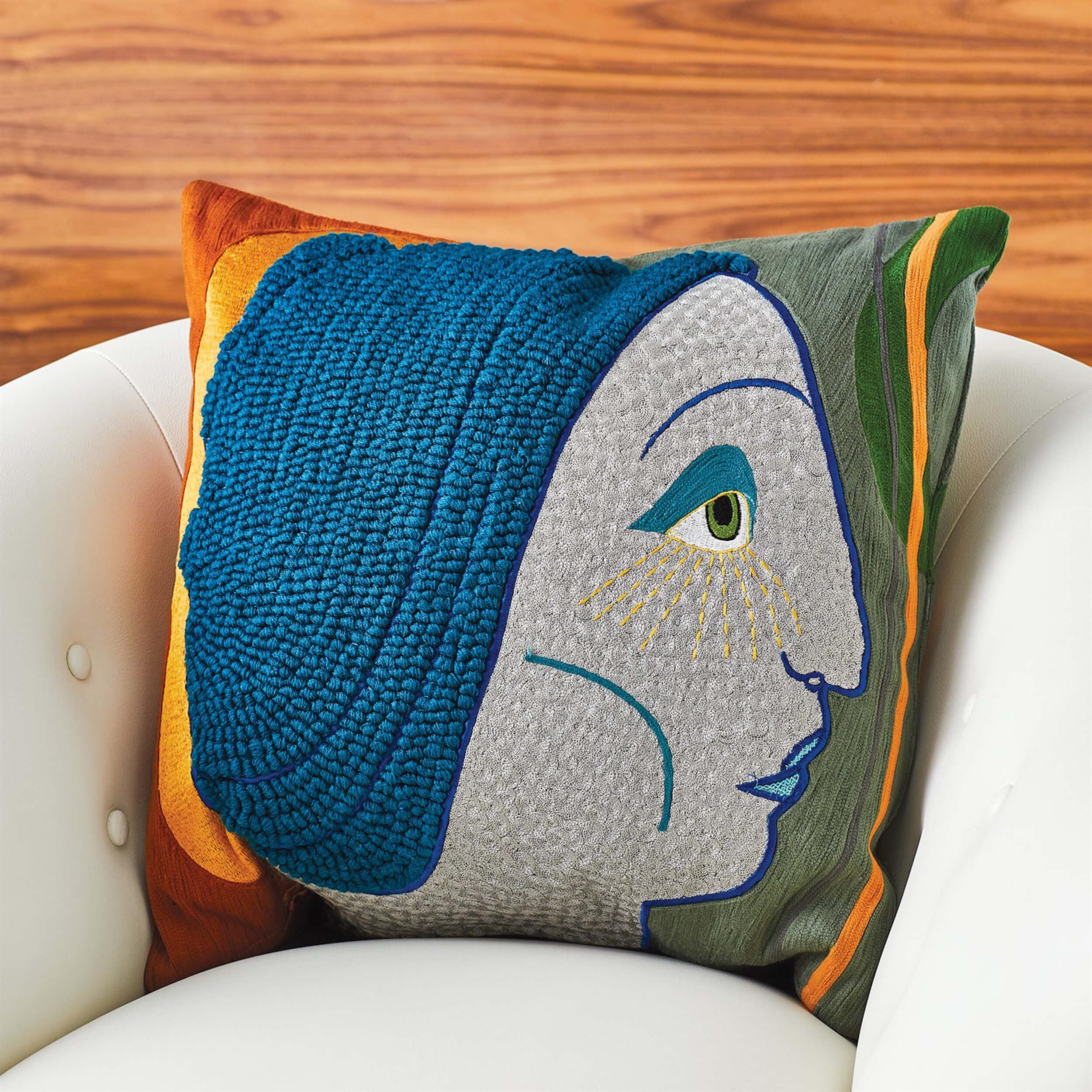 Frau Heidi Pillow, Multi - Image 3