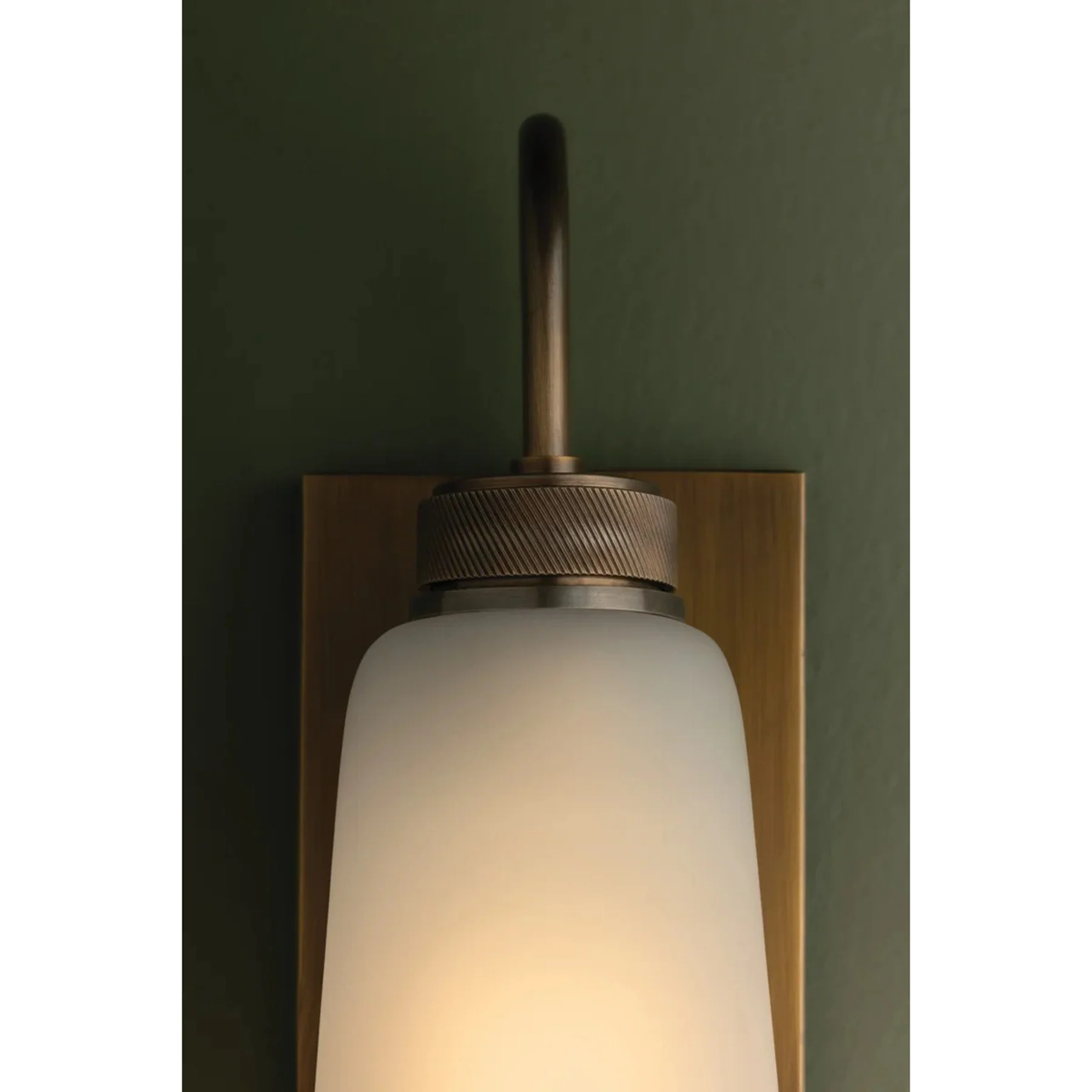 Gulliver Sconce, Patina Brasss - Image 3