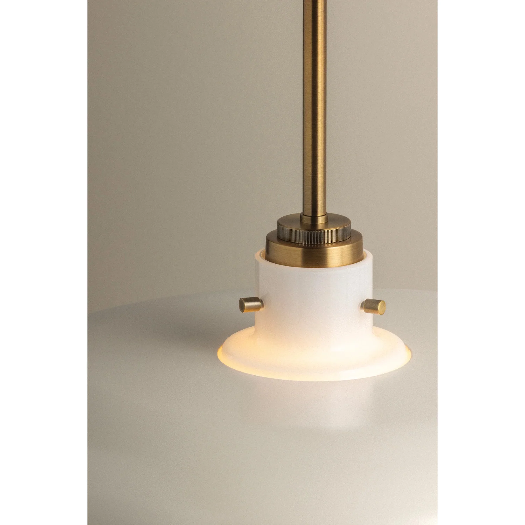 Gustavo Pendant, Patina Brass/Off-White - Image 8