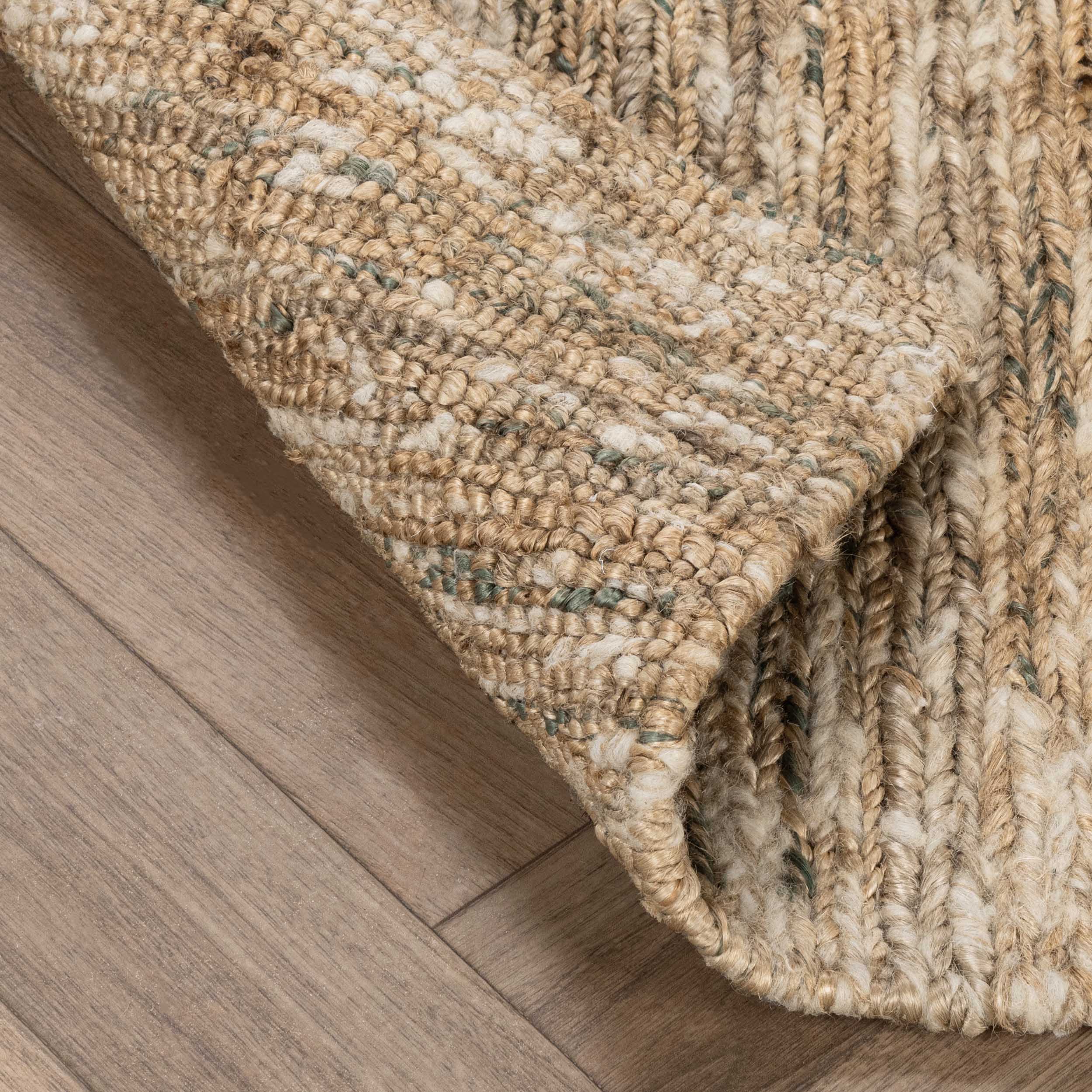 Hayward Soumak Jute Rug, Natural/Green - Image 3