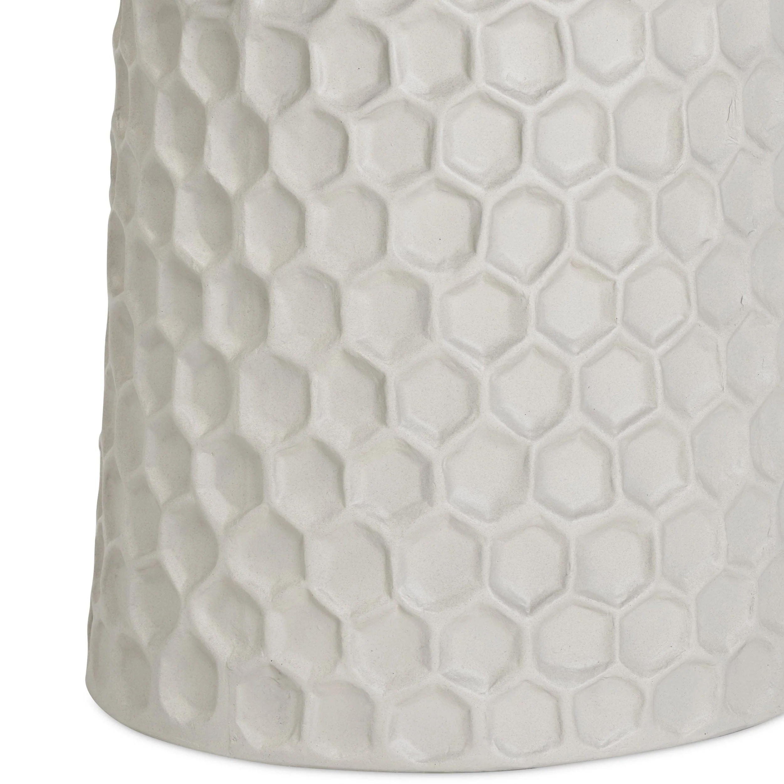 Hessa Outdoor Chiseled Side Table, Antique White - Image 4
