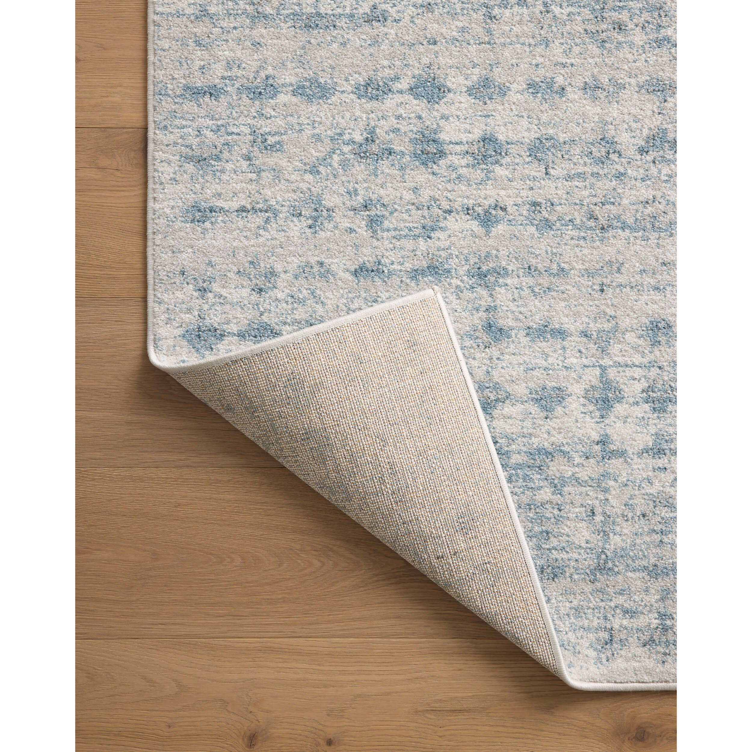 Loloi Rug Kamala KAM-04, Sky/Dove - Image 4