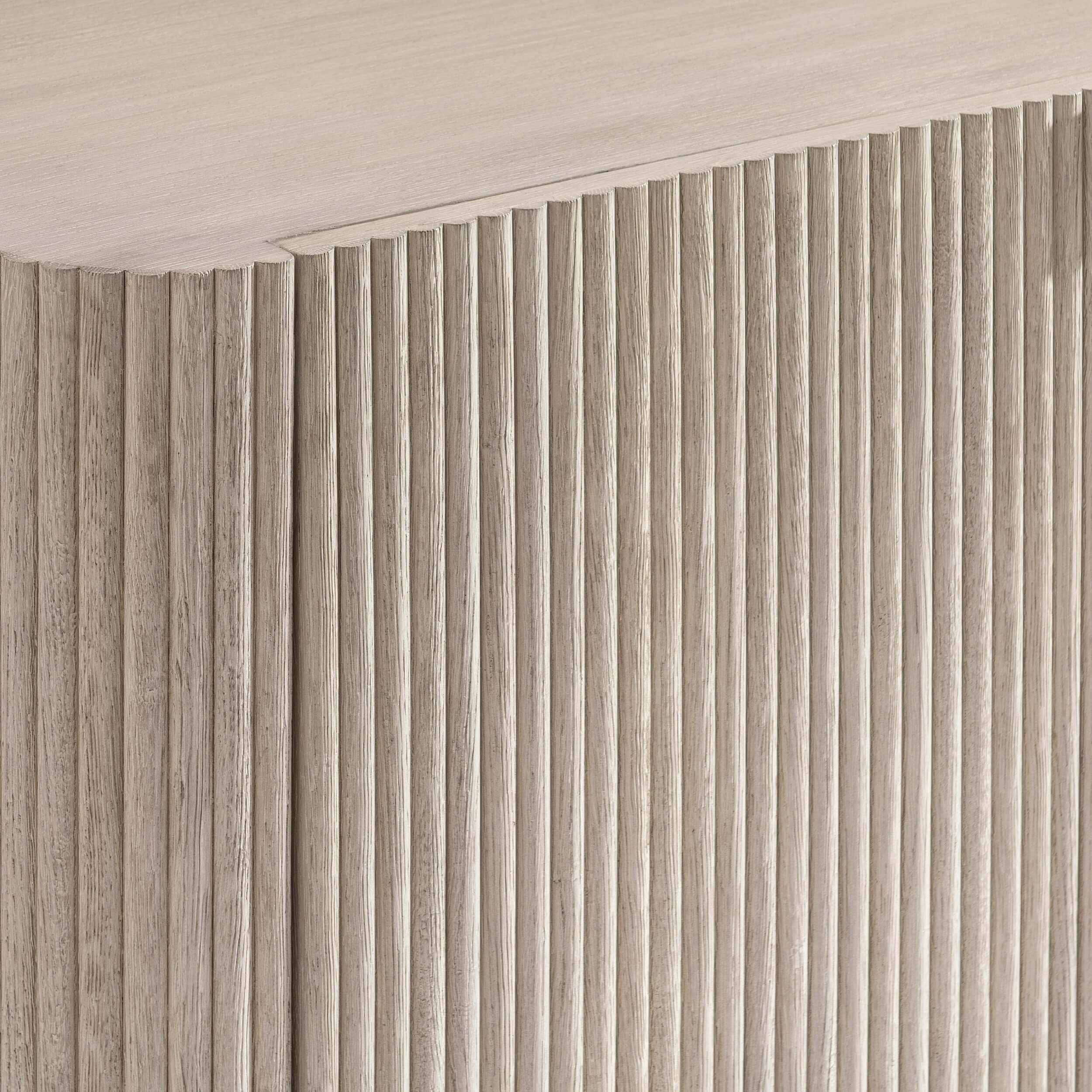 Lucerne Buffet, Alba - Image 6