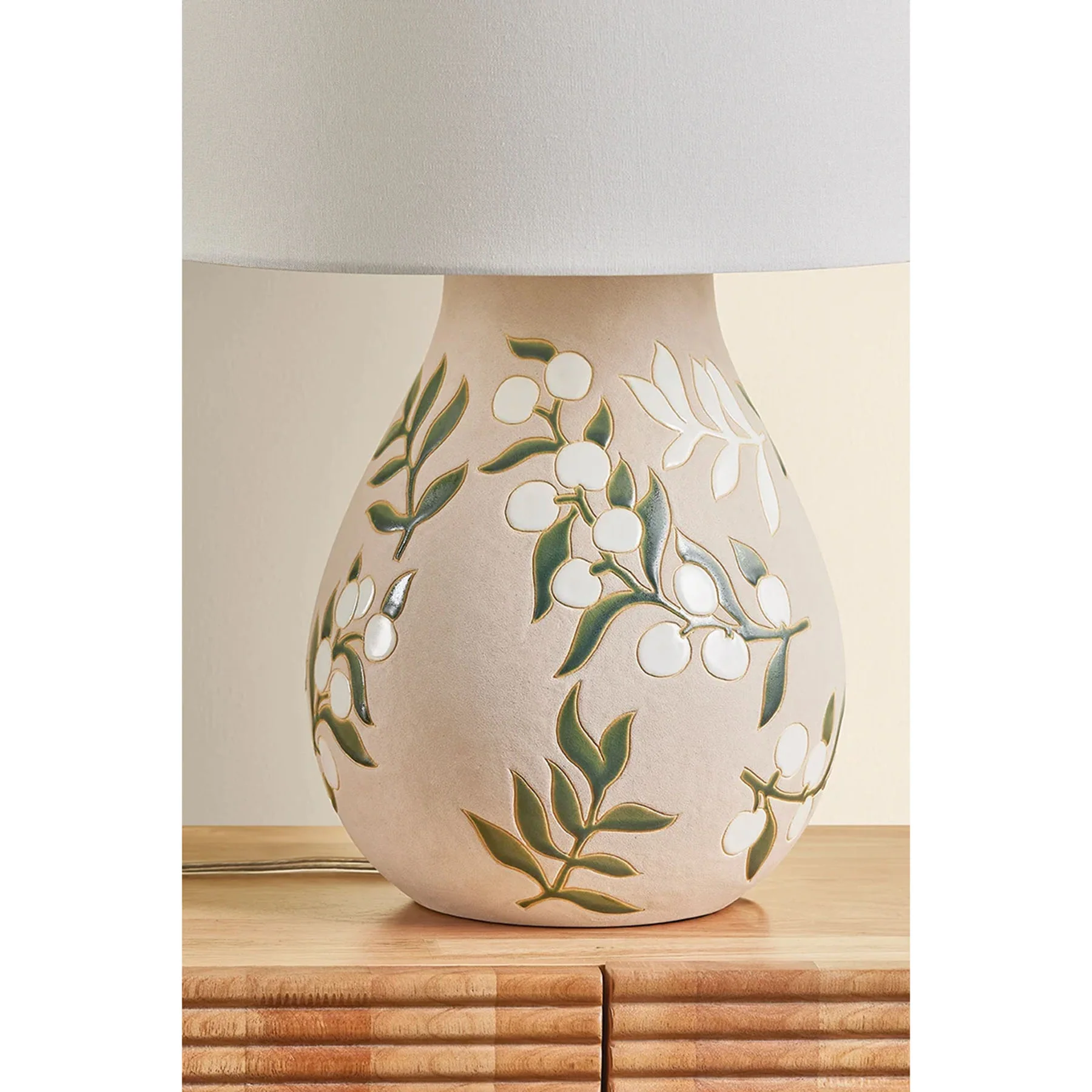 Maeve Table Lamp, Aged Brass/Ceramic Maybell Motif - Image 5