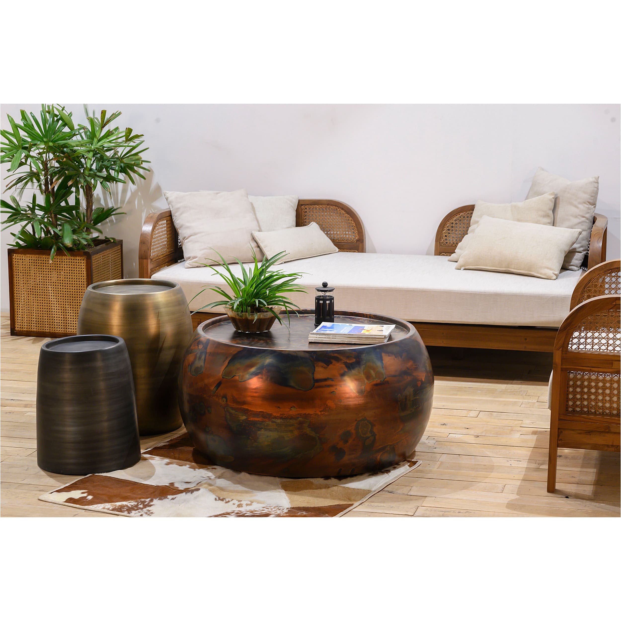 Pebble Coffee Table, Reactive - Image 4