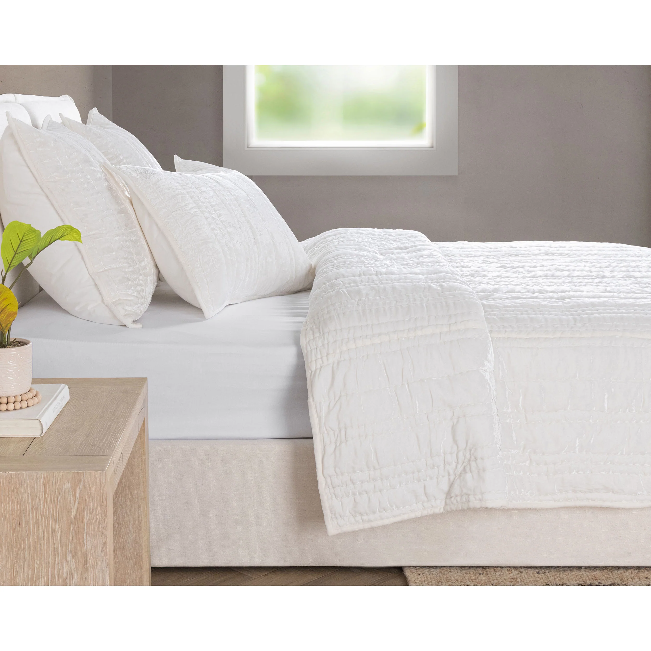Seville Quilt, Ivory - Image 4
