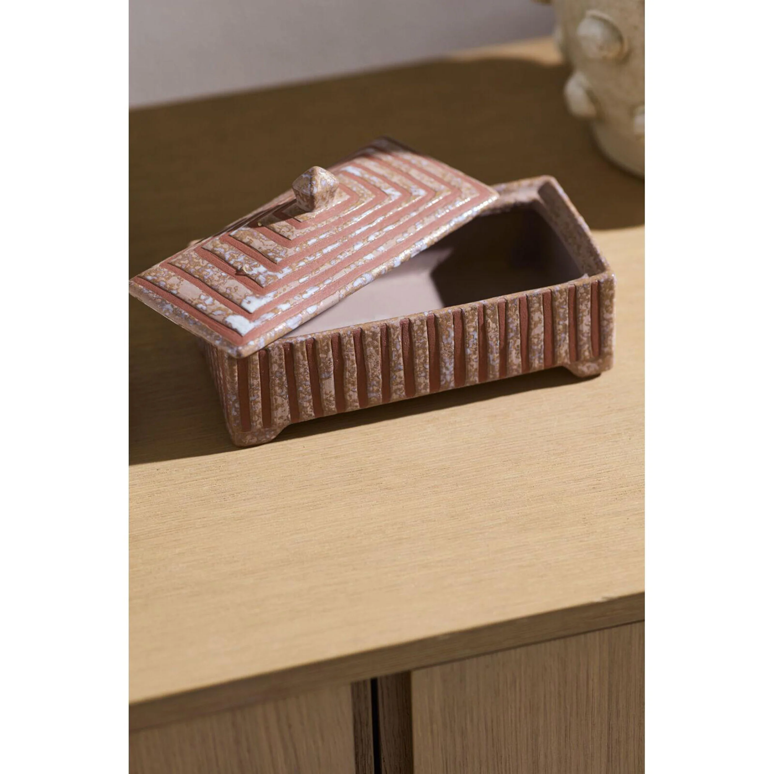 Taro Box, Brown - Image 3