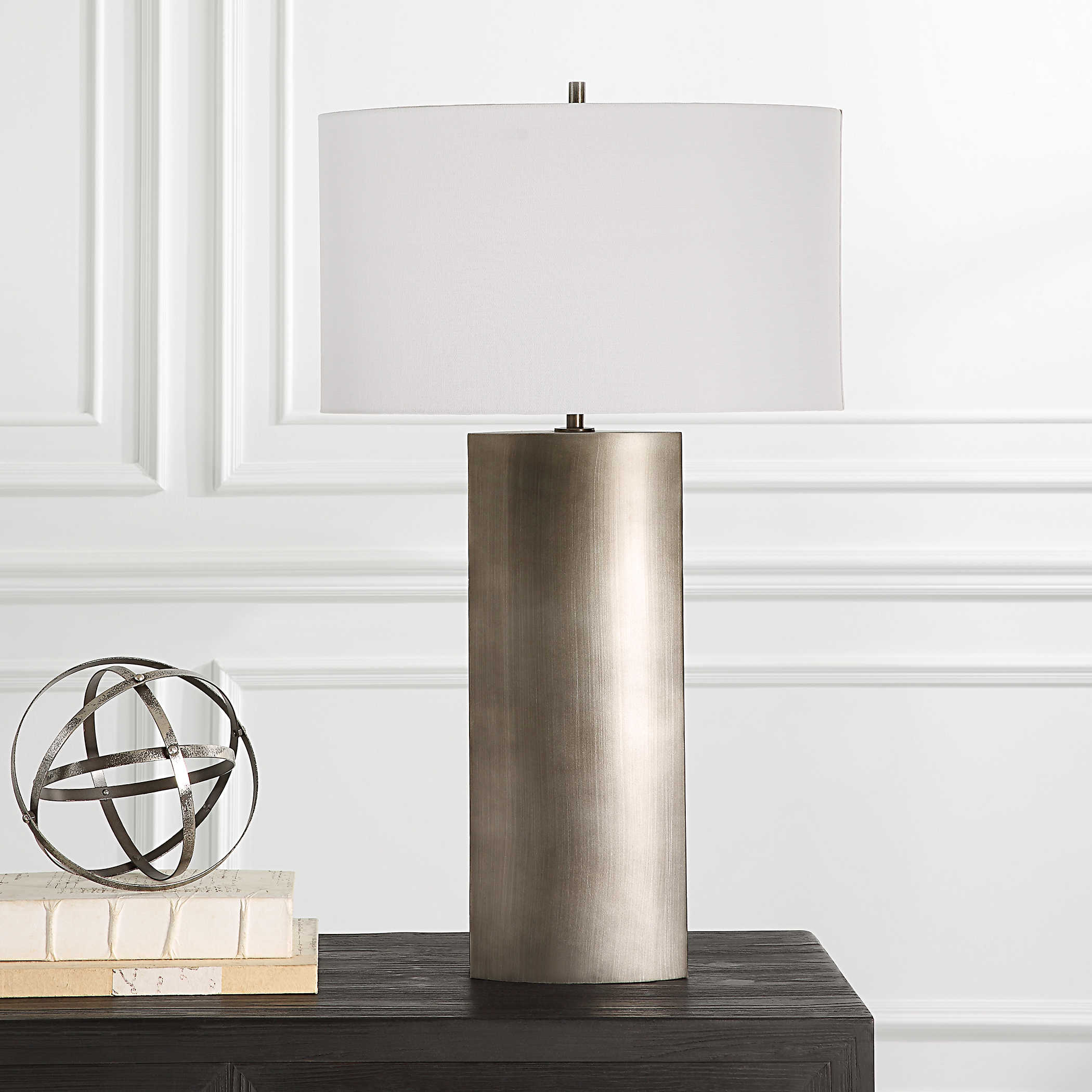 V-Groove Table Lamp - Image 4