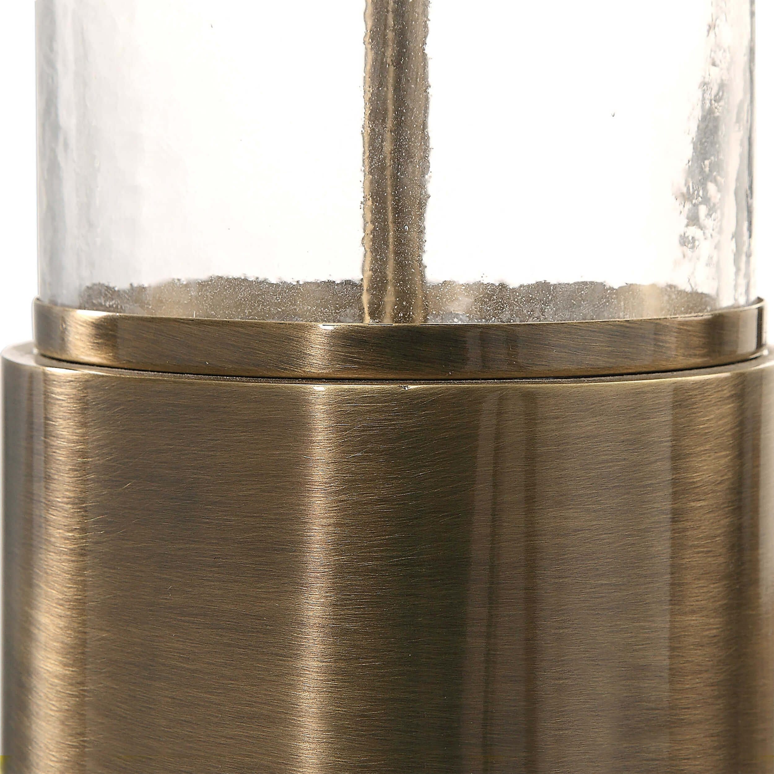 Vaiga Table Lamp - Image 3