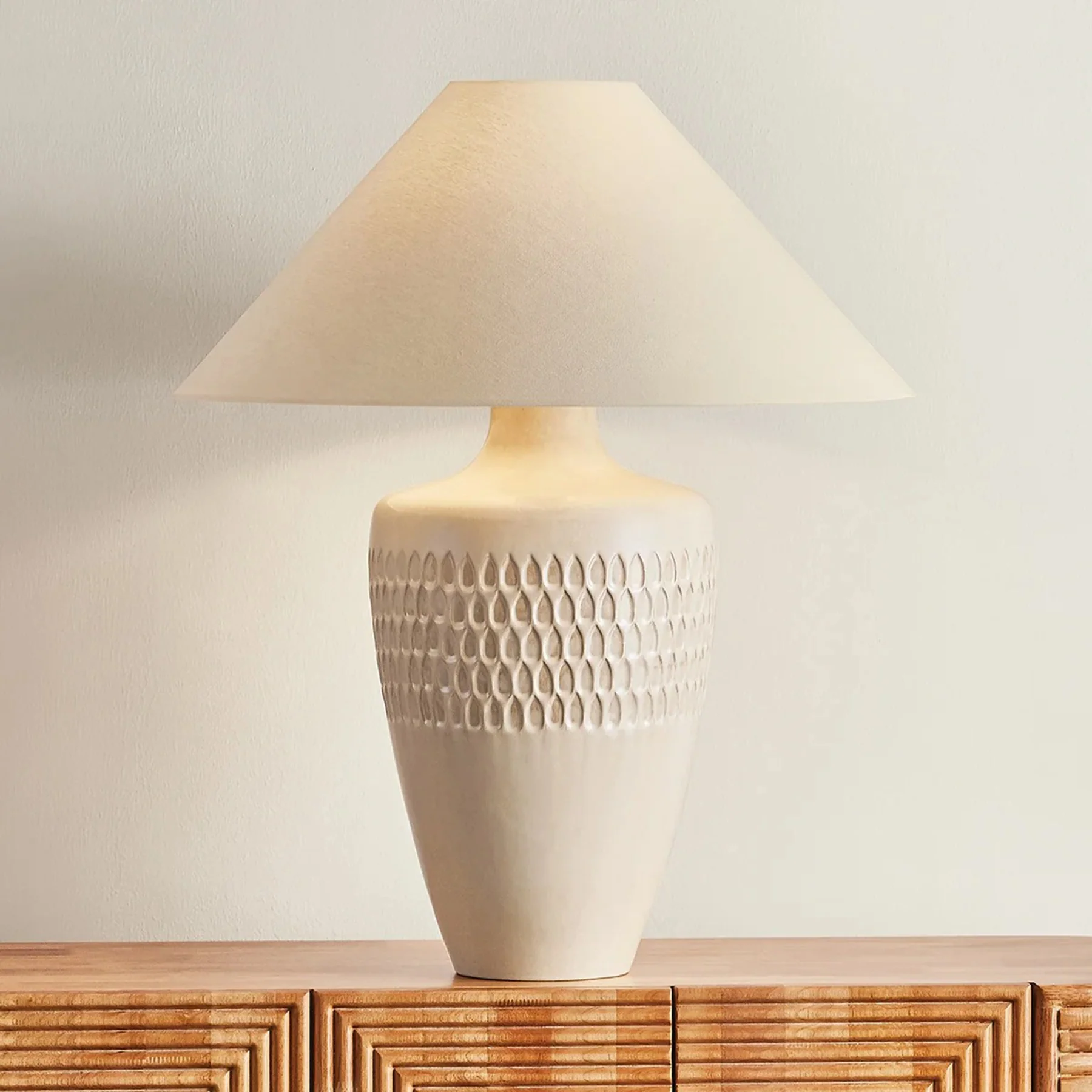 Valleydale Table Lamp, Aged Brass/Ceramic Reactive Manchado - Image 2