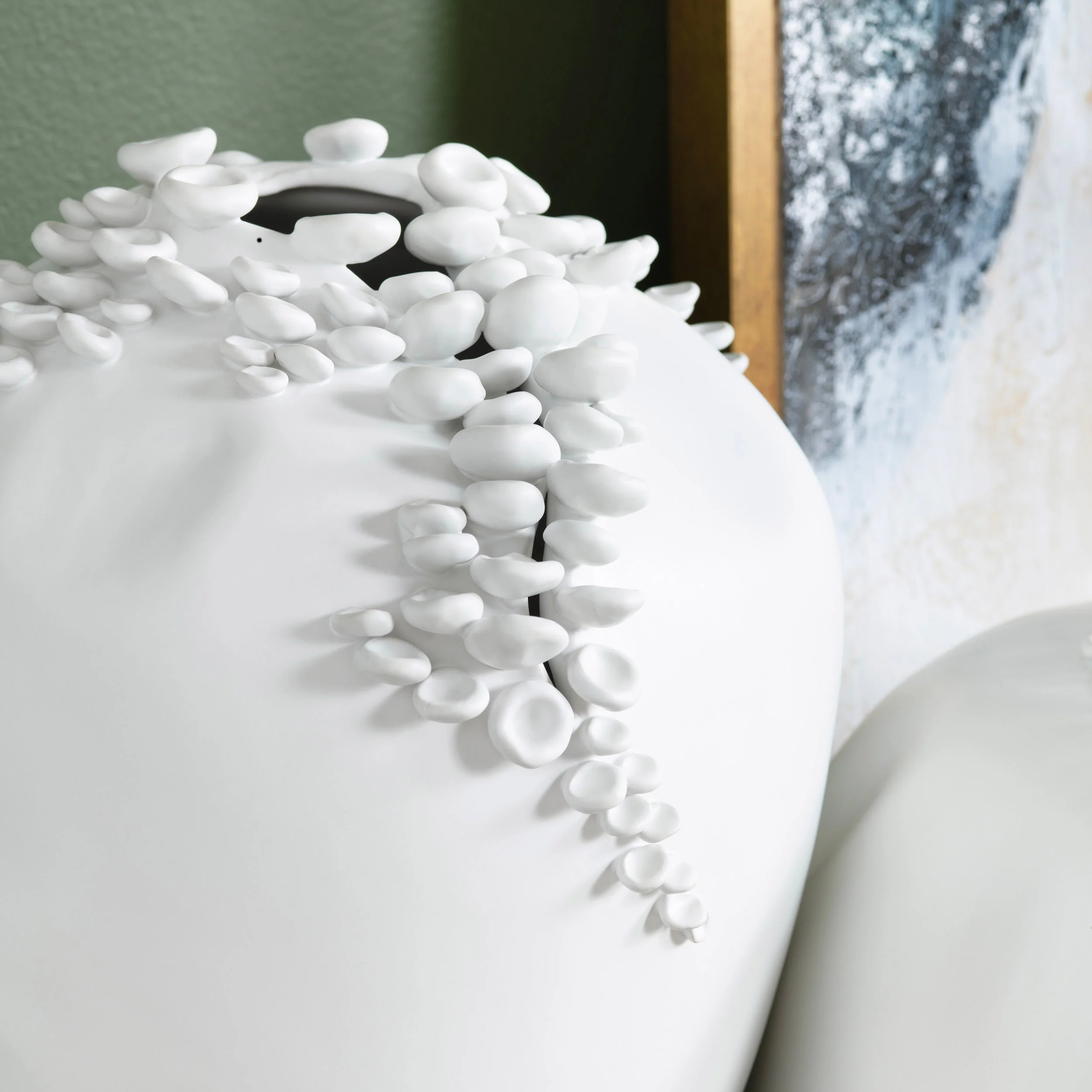 Fairfield Vase, White - Image 6
